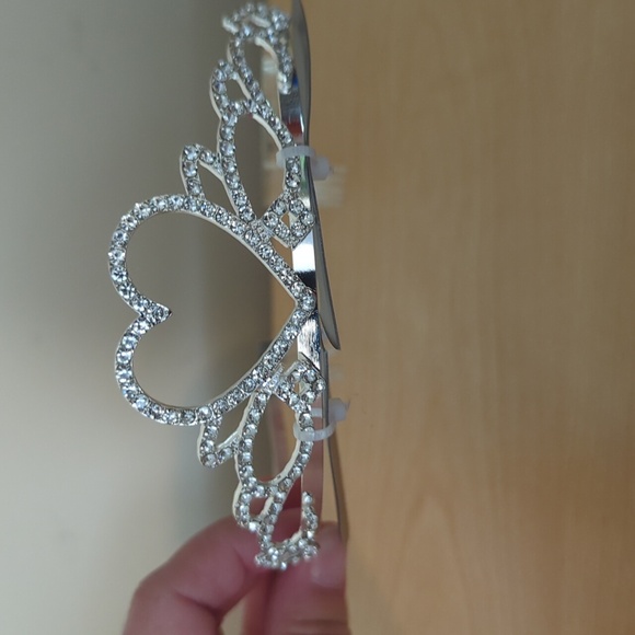 Ardene Tiaras  and necklace Brand New - Picture 4 of 9